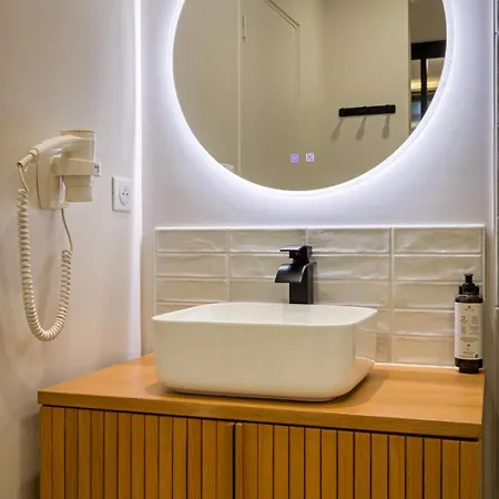 Apartment La Love-room D'alice Balneo Et Video-projecteur ! Rouen