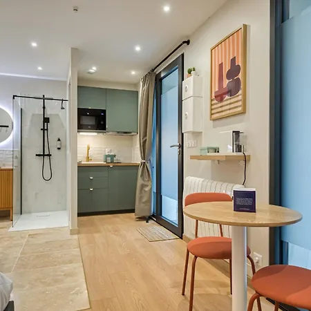 Apartment La Love-room D'alice Balneo Et Video-projecteur !