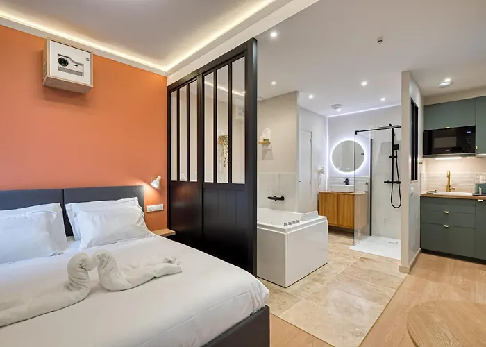 La Love-room D'alice Balneo Et Video-projecteur ! Rouen